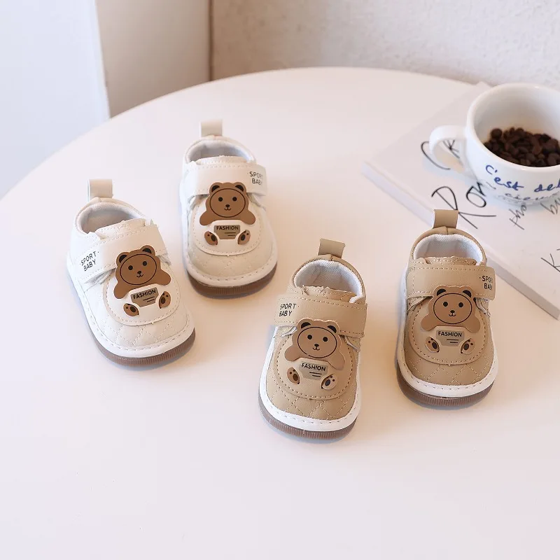 

Kids Flat Shoes Cute Bears Boys Girls Casual Shoes Versatile Fashion 2025 New Fashion Baby Walking Shoes Soft Bottom Comfortable