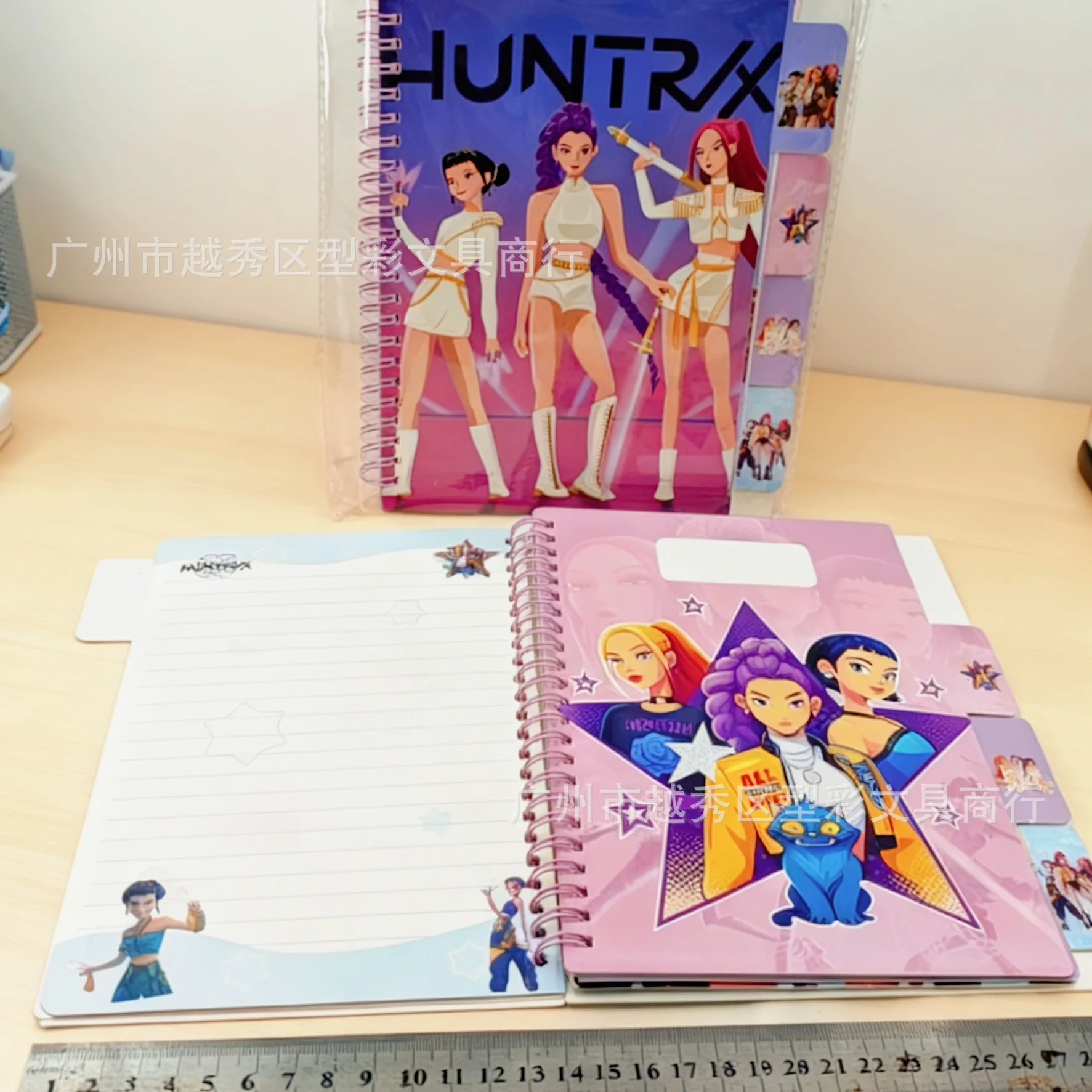 Notatnik KPOP Demon Hunters, format A5, w twardej oprawie, spiralny, z przegródkami i zakładkami, z możliwością wyjmowania kieszeni, idealny do szkoły.