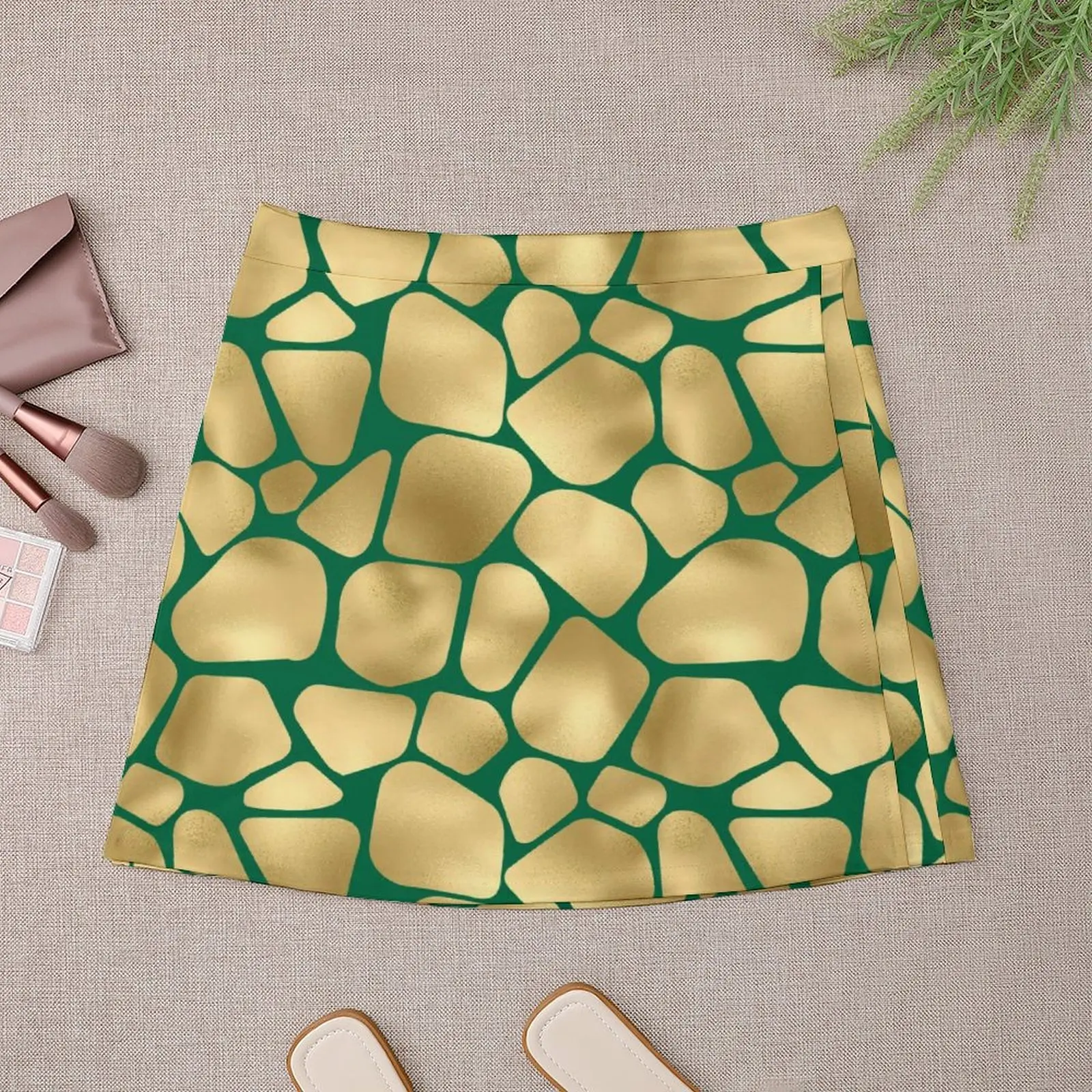 Giraffe Print Skirt Green and Gold Aesthetic Casual Skirts Female Cute Mini Skirt Printed Clothing Birthday Present