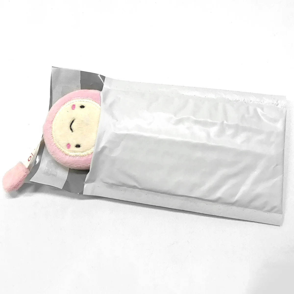 50 pçs bolha mailing envelopes acolchoados à prova dwaterproof água leve anti-choque para roupas cobertores cachecóis sacos de envelope de bolha