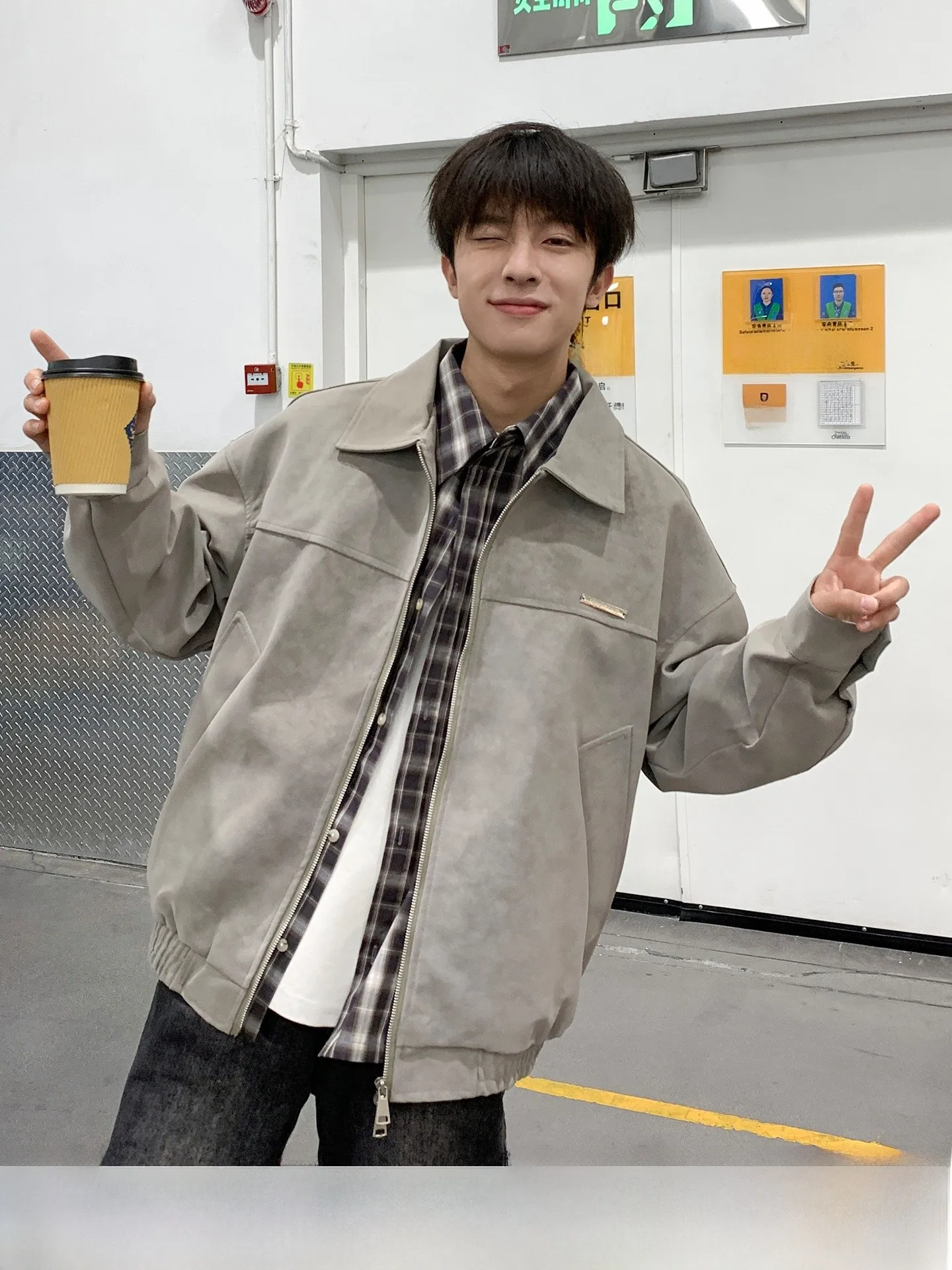 

Thiened PU Leather Cotton Jaet for Men Winter Warm Casual Sle Polyester Filling Long Sve Zipper Closure Color