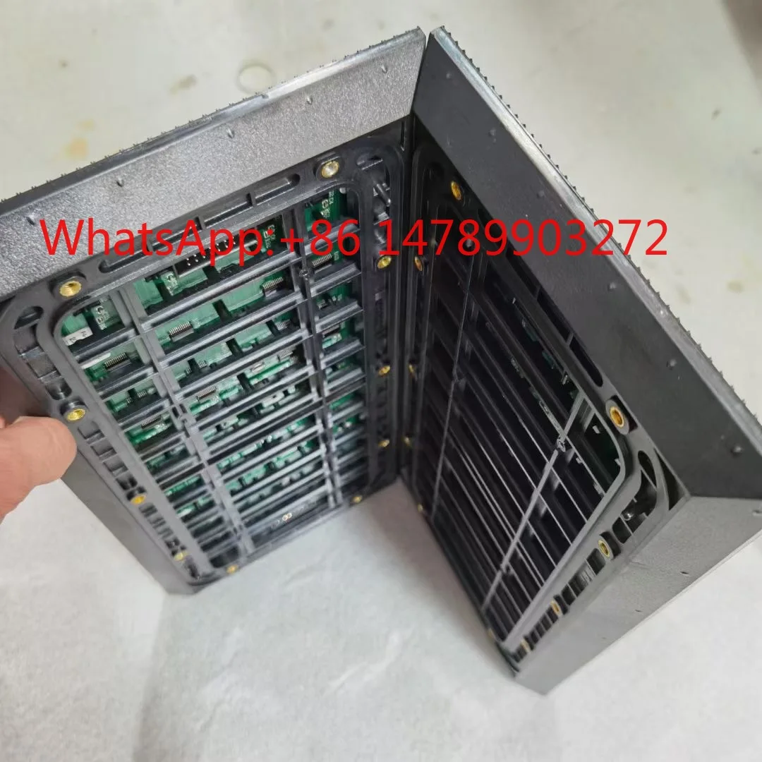 P5 Indoor LED Display Module 64*32 Pixels 40000dots/㎡ High Density Advertising Screen