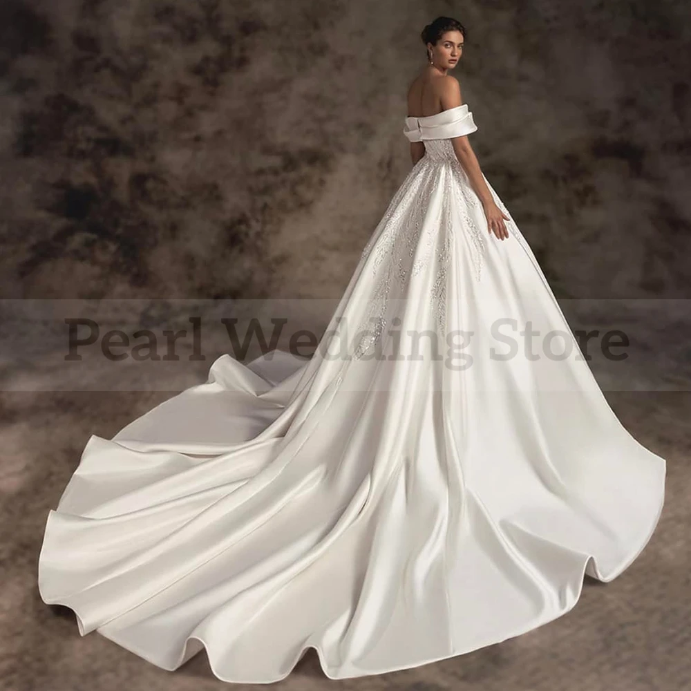 Perlen Satin Dropped Hülse Hochzeit Kleid Backless Braut Kirche Formale Ehe Braut Robe Kundenspezifische High-End-Vestido De Novia