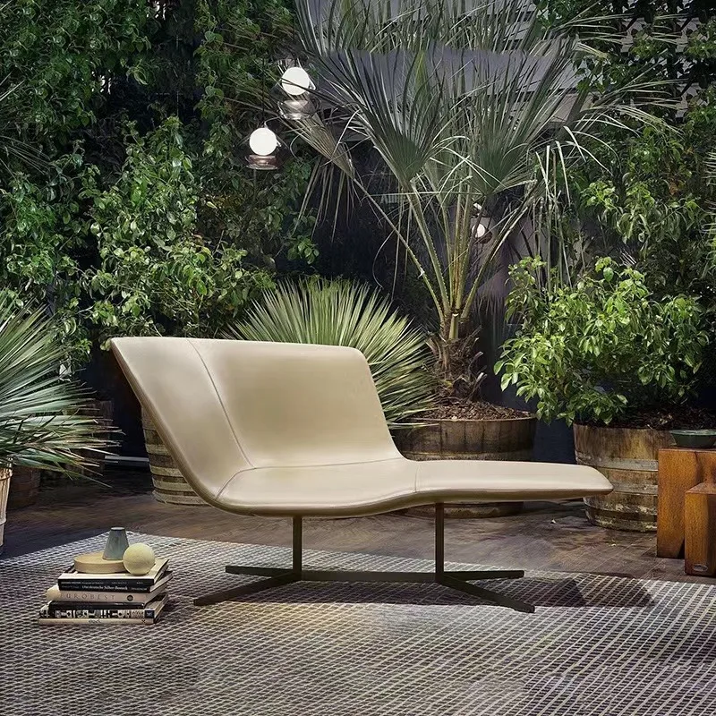 

Creative concubine chair Modern simple wrought iron horn sofa chair Model room Hotel lounge chair