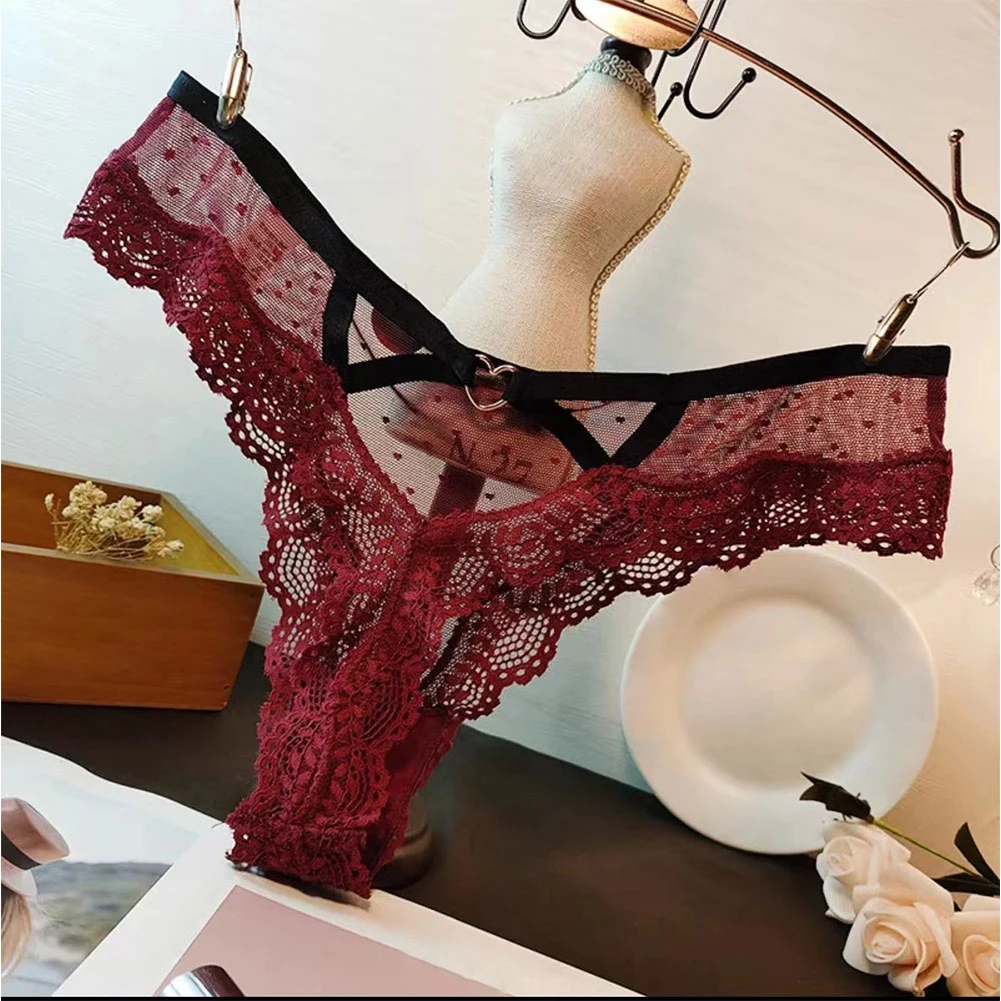 Sexy Fashion Lace Solid Color Low Waisted Panty Lingerie for Woman Hollow out Women\'s Thong Pants Underwear