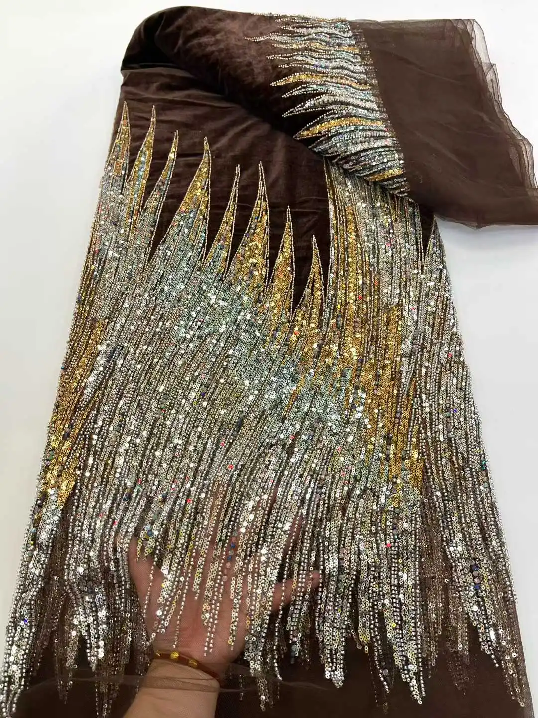 Luxury Beautiful African Velvet Sequins Embroidery Lace Fabric For Bridal Party Dress Nigerian Sewing Embroidery Tulle Occasion