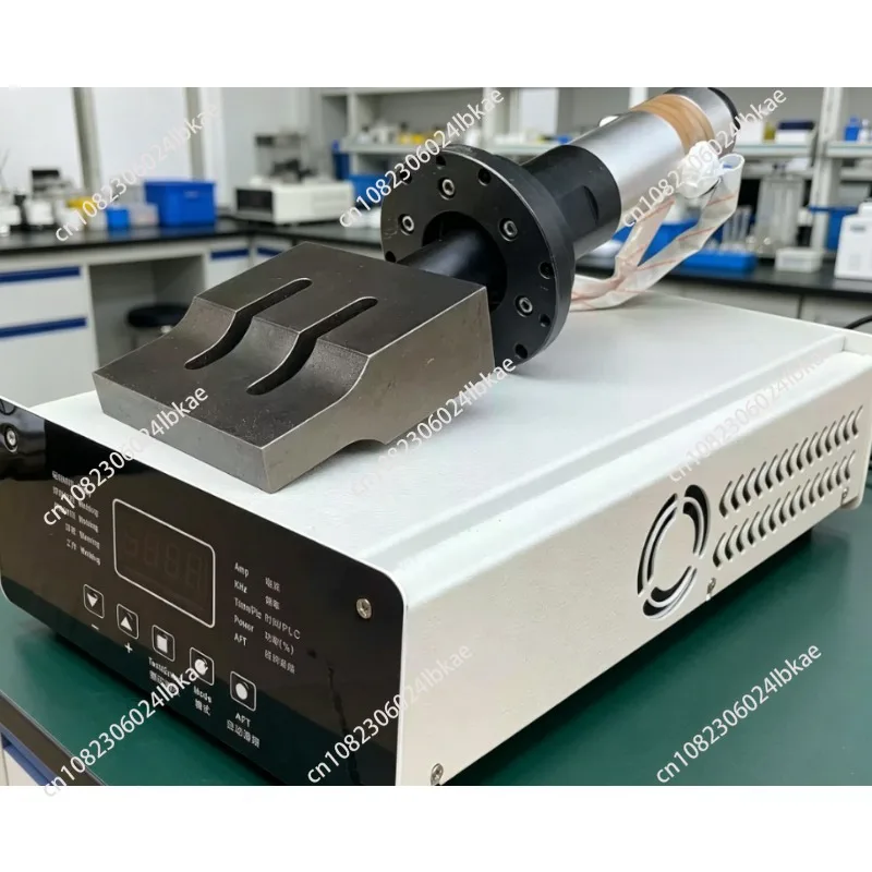 20K 2000W Ultrasonic Plastic Welding Machine Industrial Automatic Welding Equipment