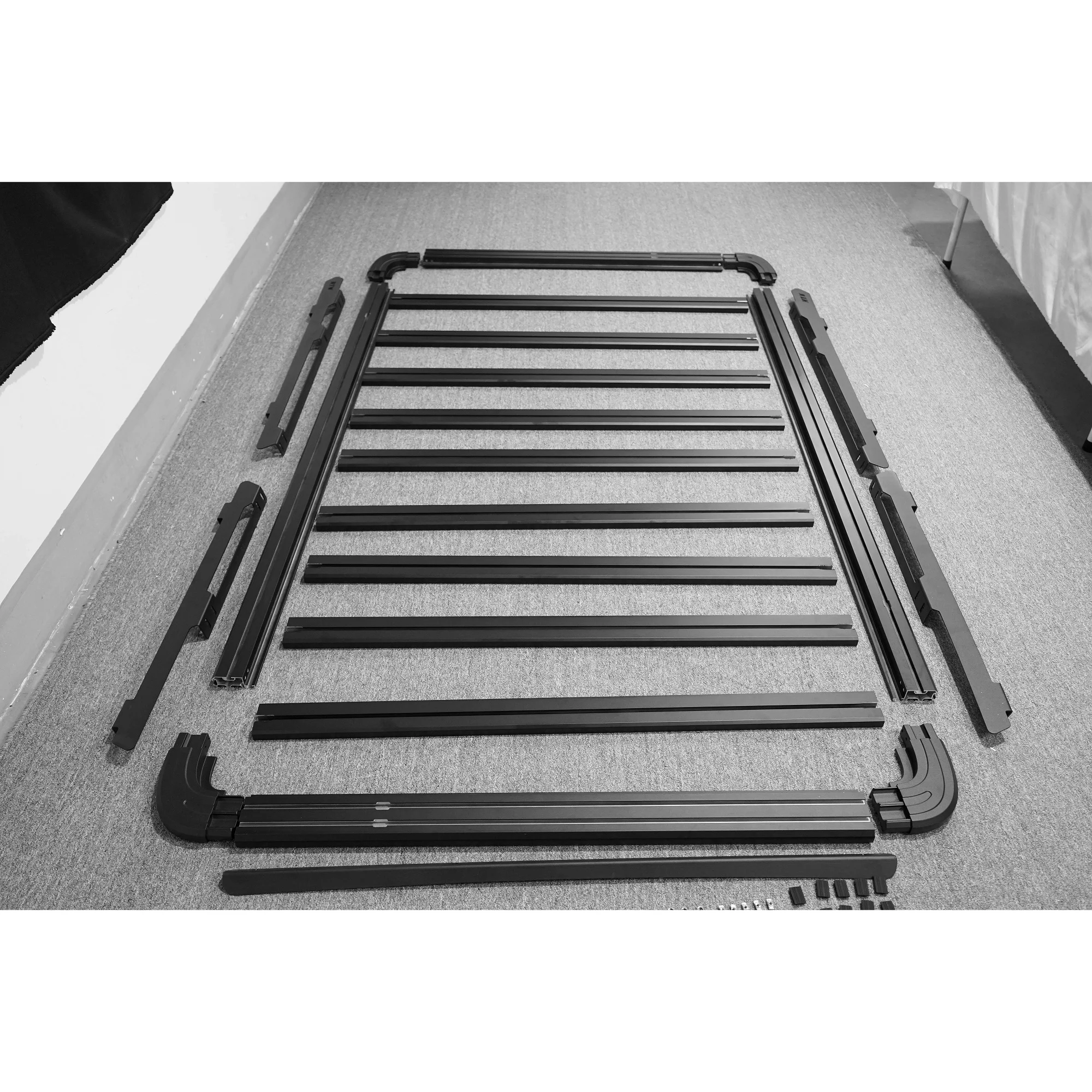 

CAR ROOF RACK Rooftop Cargo Carrier Roof Platform Compatible with MULTIVAN/CARAVELLE