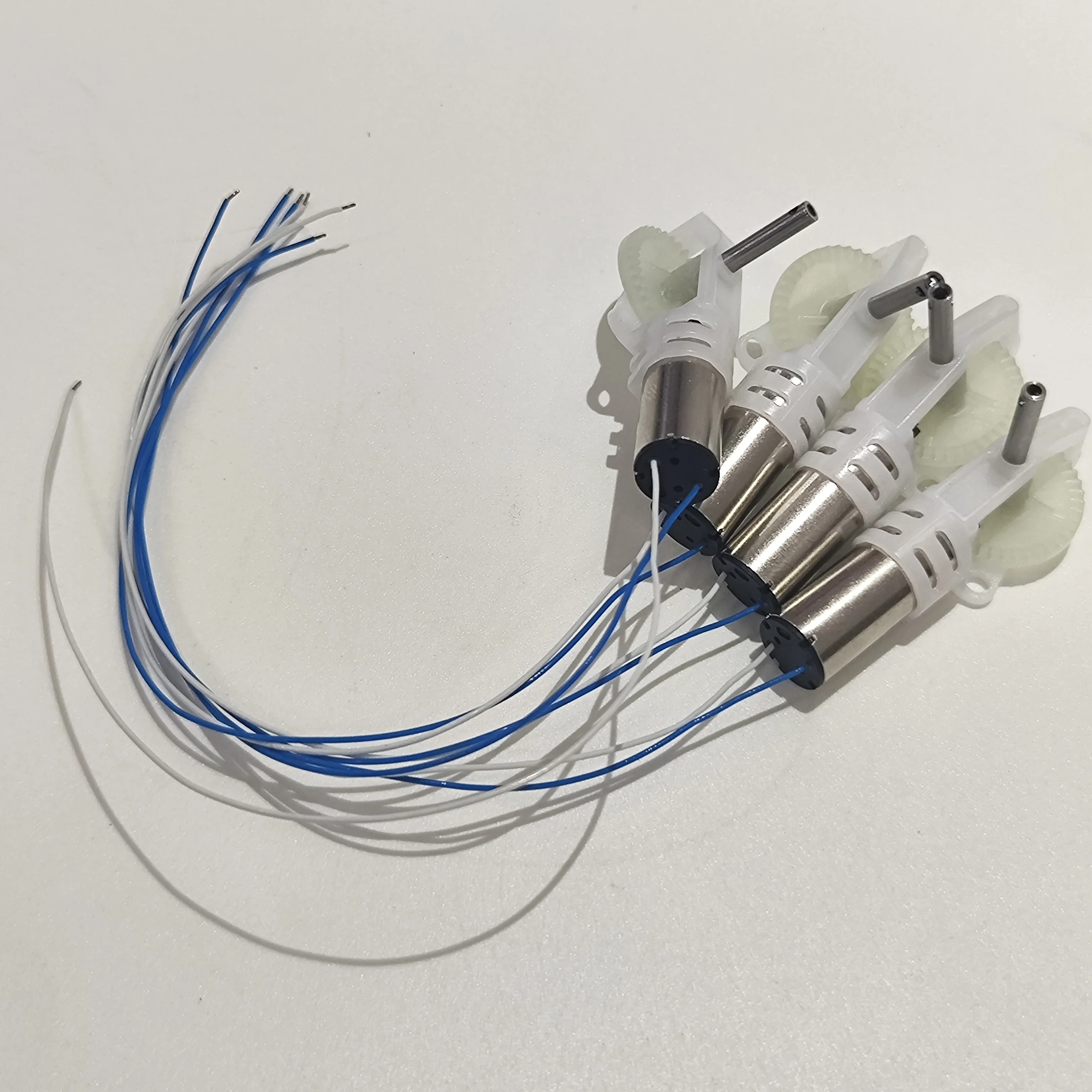 

SYMA X30/Z6/X500 GPS Drone Original Blue White Wire Engine Motors 4PCS With Motor Seat Accessories for Syma X500 Z6 X30 RC-Drone