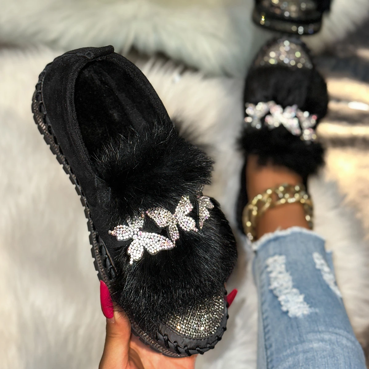 

2025 New Women Flat Shoes Fur Shoe Lightweight Pea sneakers Retro Comfortable Slip on Fashion Female Casual sneakers Women