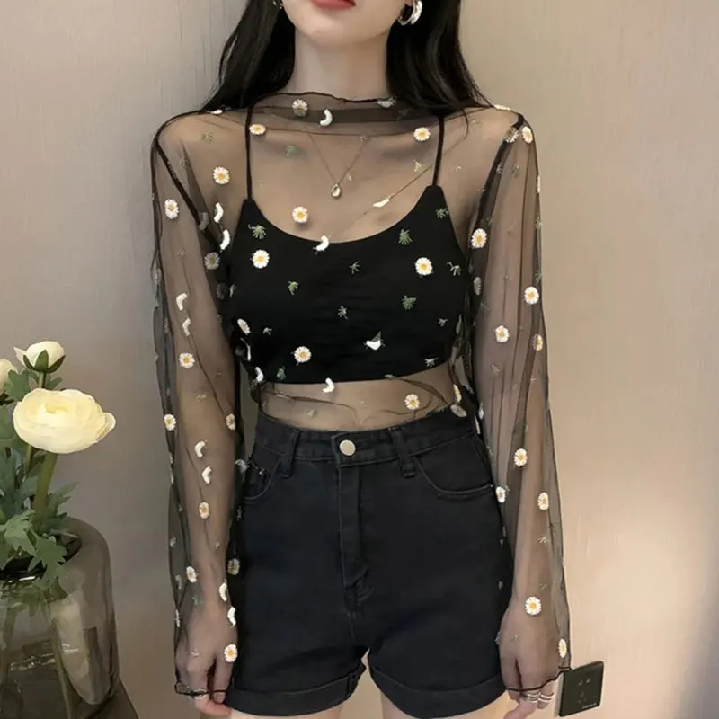 New Sweet Lace Tees Women Long Sleeve T Shirt T-shirts Shirt Mesh Top Loose Sun-blocking Unlined Upper Garment With Mesh Base