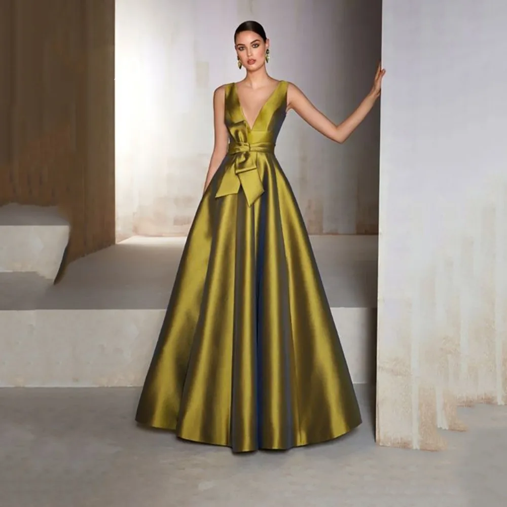 Green Satin Pleated A Line Prom Dresses Deep V Neck Sleeveless Party Gowns A-Line For Women Evening Dress Robes De Soirée 2023