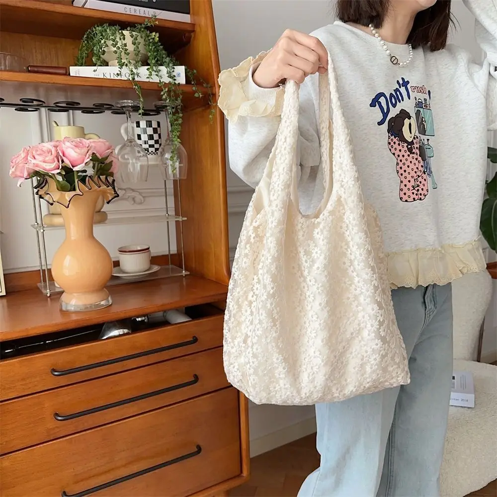 

Casual Sweet Daisy Flower Shoulder Bag Pastoral Style Nylon Bohemian Handbag Underarm Bag Lightweight Beach Bag Shopping