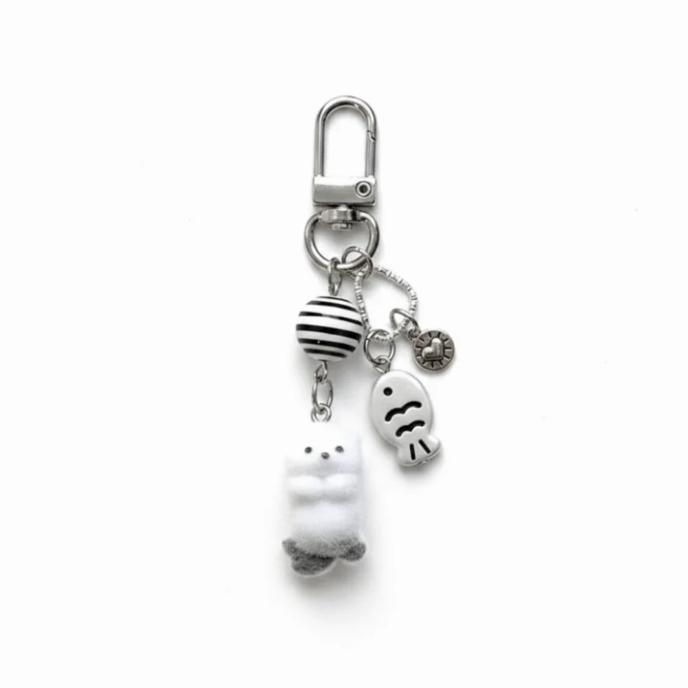 Fashionable Cute Design Flocking Keychain Soft Cartoon Keyring Animal Pendant Car Key Holder Backpack Charm