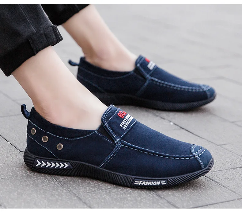 

Men's Slip on Sneakers Male for Summer 2025 New Outdoor Driving Moccasin Trendy Vintage Loafers Shoes for Men Denim Canvas