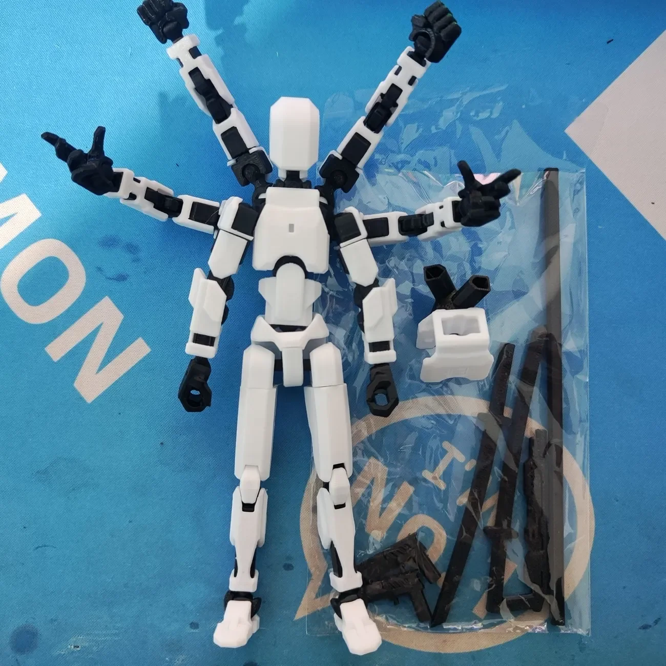 17CM Six Arms 3D Printed Mannequin Multi-Jointed Movable Robot 2.0 Toys Dummy 13 Figures Action Toy for Kids & Adults Game Gifts