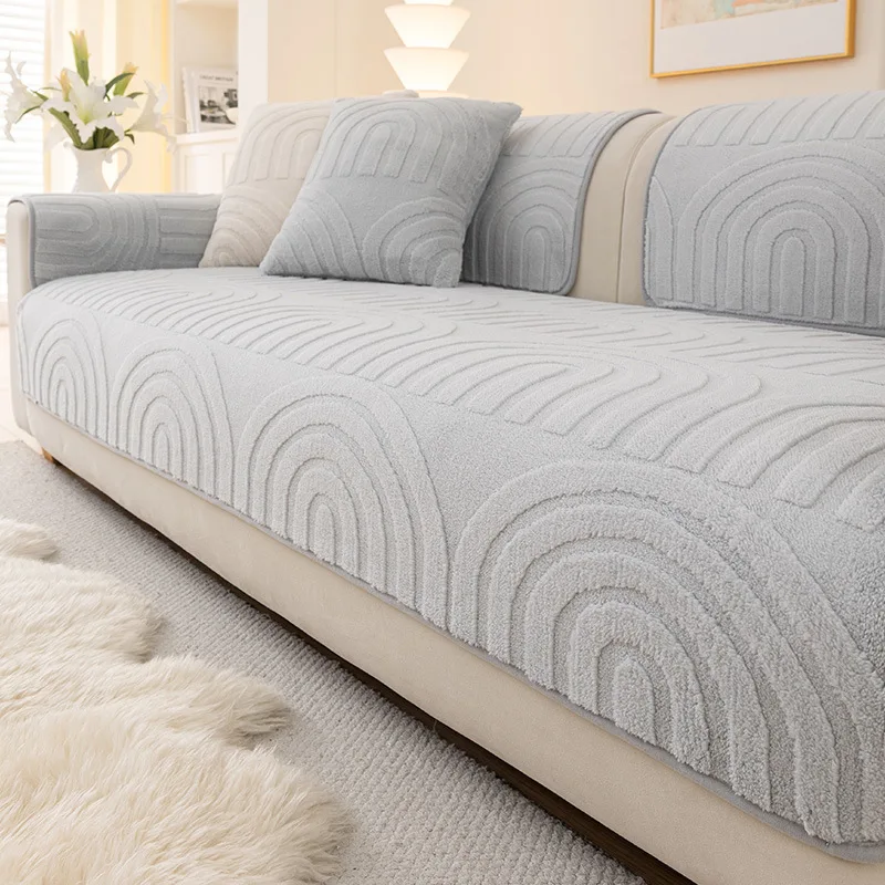 Italian Velvet Arch Jacquard Sofa Cover Solid Simple Dustproof Plush Sofa Slipcover Soft Anti-Slip Seat Cushion for All Season