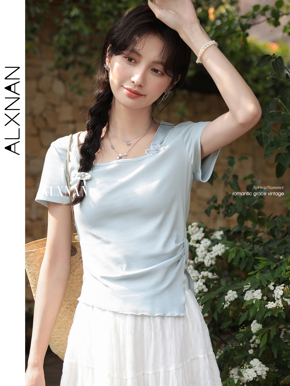 ALXNAN Dames T-shirt Grijs Blauw T-shirt met korte mouwen Elegant Slim-fit 3d Bloemontwerp Katoen Koreaanse populaire kleding Nieuw L55122