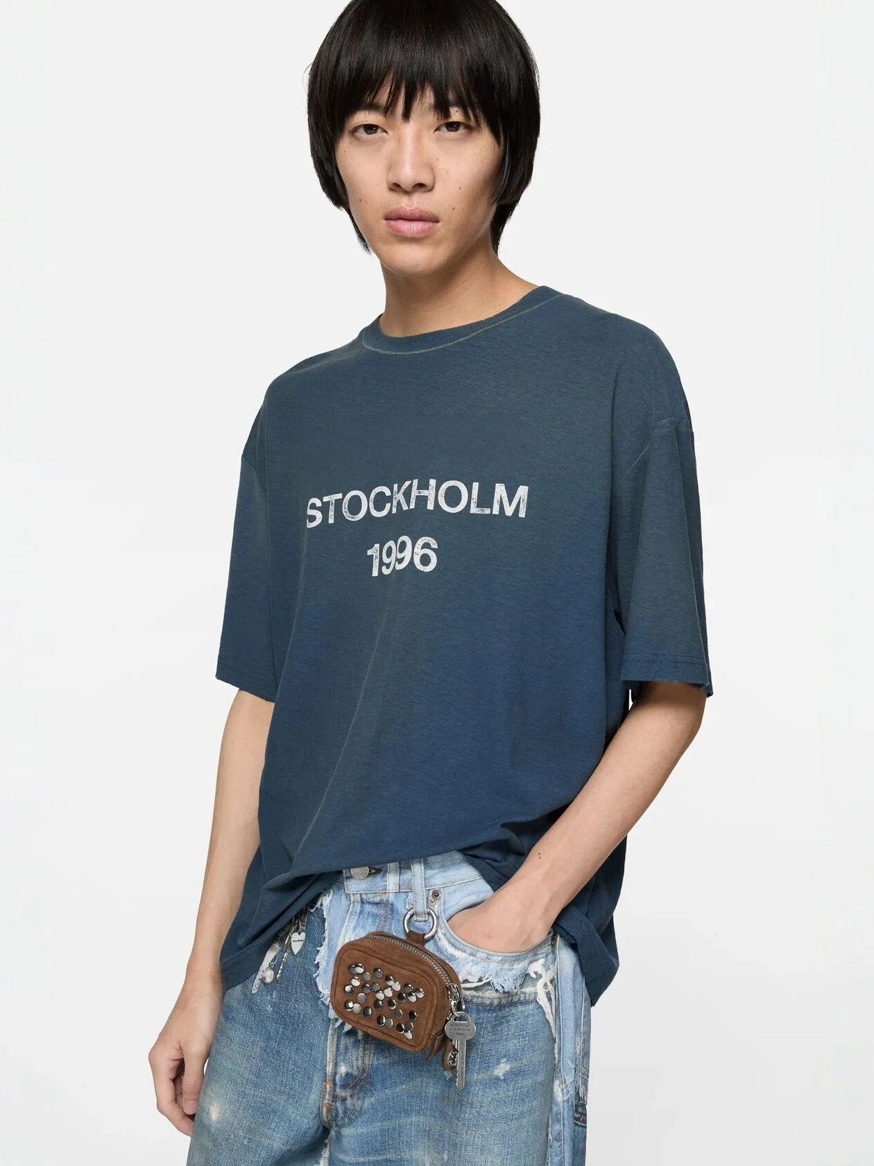 

Винтажная футболка с эффектом потертости и логотипом AC996, свободного кроя, мужская, с коротким рукавом, из хлопка, в стиле ретро, молодежная, модная, повседневная.