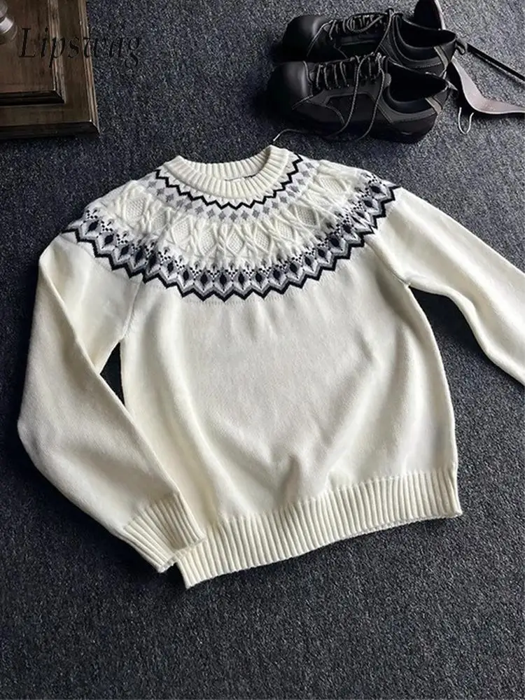 

Stylish Men's Knitting Sweater 2025 Fall Winter Outdoor Casual Long Sleeve Crew Neck Sweaters Men Vintage Textured Knit Jumper