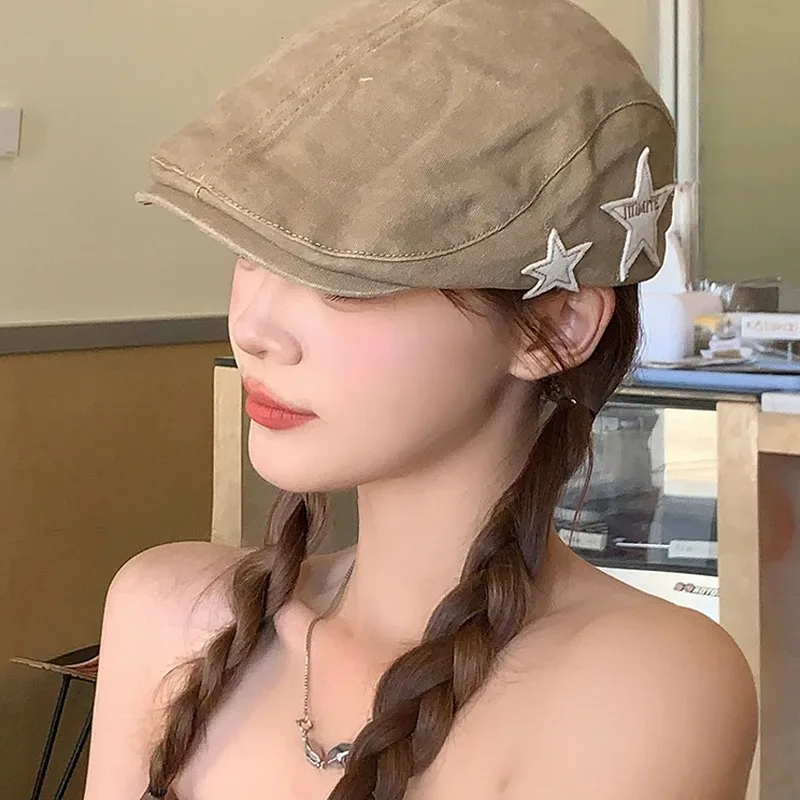 قبعة American Retro Star Beret البريطانية غير الرسمية للوجه تعزز قبعة الفنان الصغيرة بسيطة ومتعددة الاستخدامات مناسبة للربيع والخريف