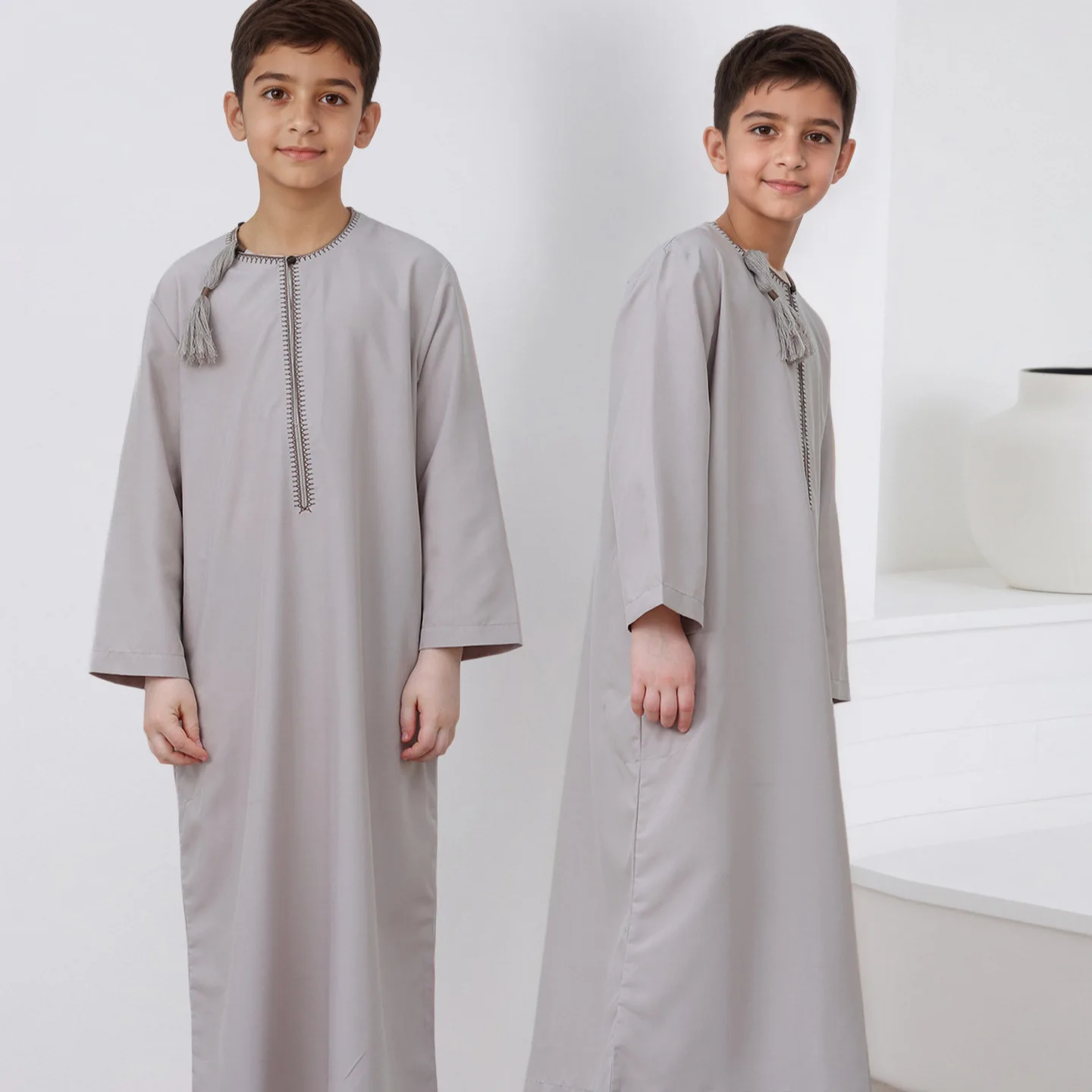 

Kids Turkey Kaftan Boy Tassel Embroidery Jubba Thobe Pocket Muslim Dress Saudi Arab Robe Dishdasha Abaya Islam Children Clothing