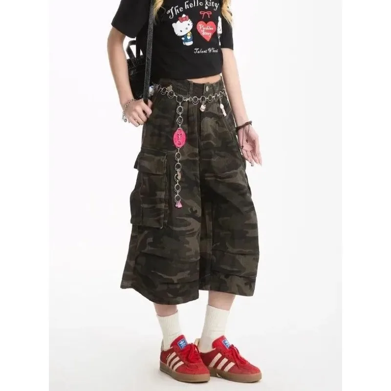 

2026 Summer Women's American Vintage Camouflage Multi Pocket Capri Jeans Loose Slim Wide Leg Mid Length Denim Pants