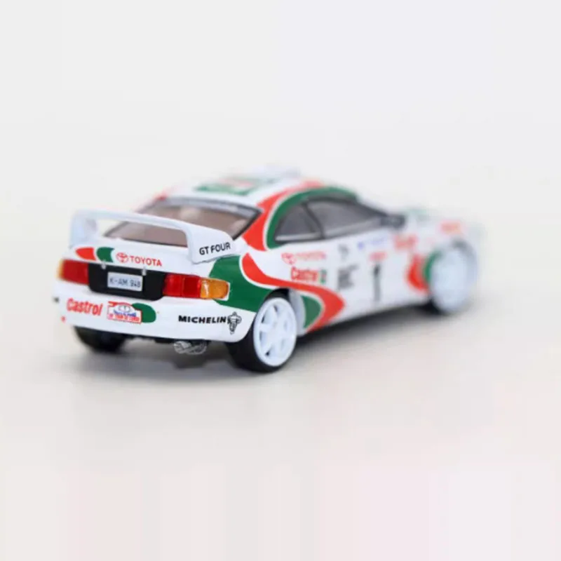 BMC 1/64 مقياس TYT سيليكا ST205 سبيكة محاكاة نموذج سيارة مجموعة ثابتة زينت هدايا عيد اللعب هدية تذكارية