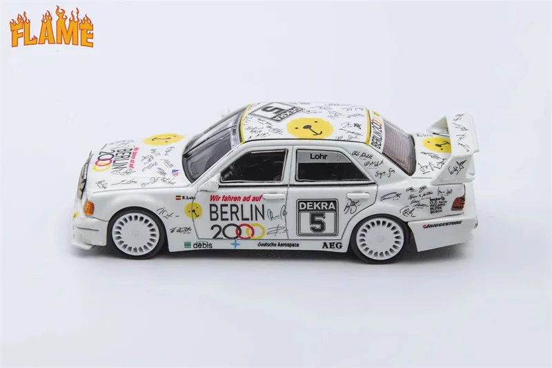 Flame 1:64 190E W201 2,5-16 Evo Berlin 2000 livery #5 luminiscencia blanca limitada 299 Diecast Model Car