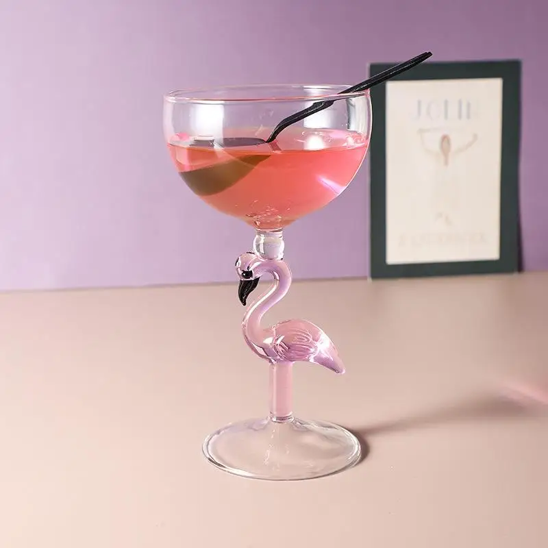 

Creative Glass Wine Glasses Pink Flamingo Ice Cream Cup Cocktail Party Wedding High Footed Cup Set Elegant Bridesmaid Goblets