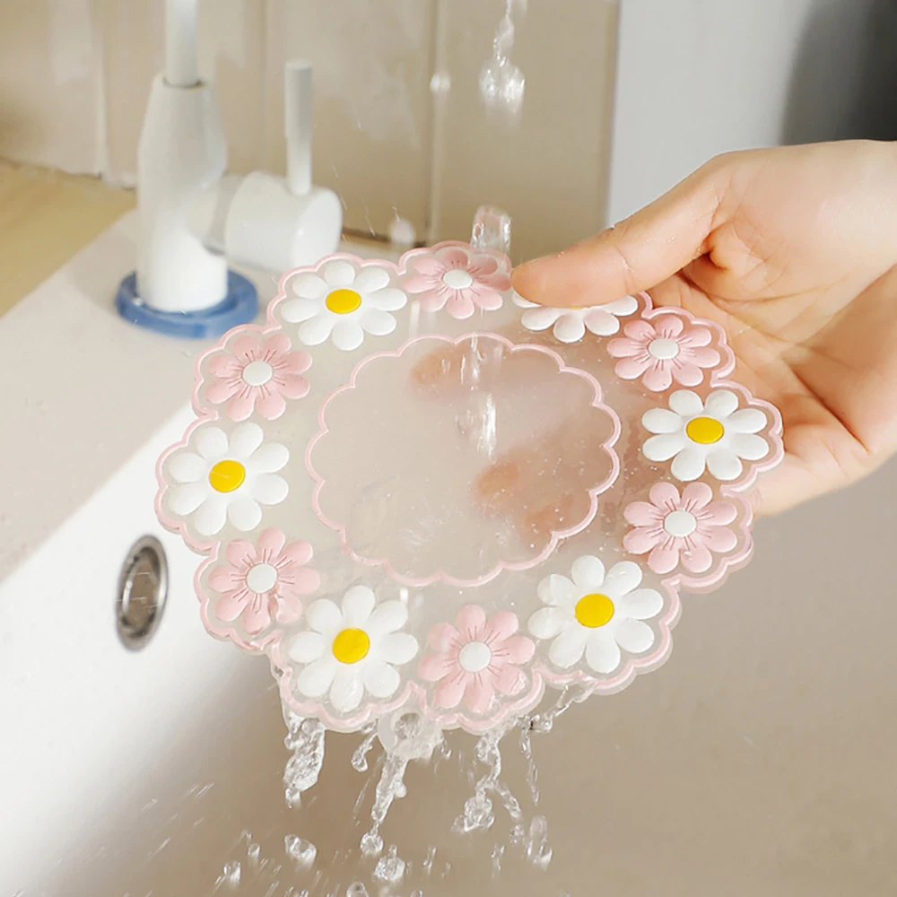 Little Chrysanthemum Heat Resistant Silicone Cushion Beverage Cup Cup Cushion Insulation Non slip Pot Rack Thickened Table Mat