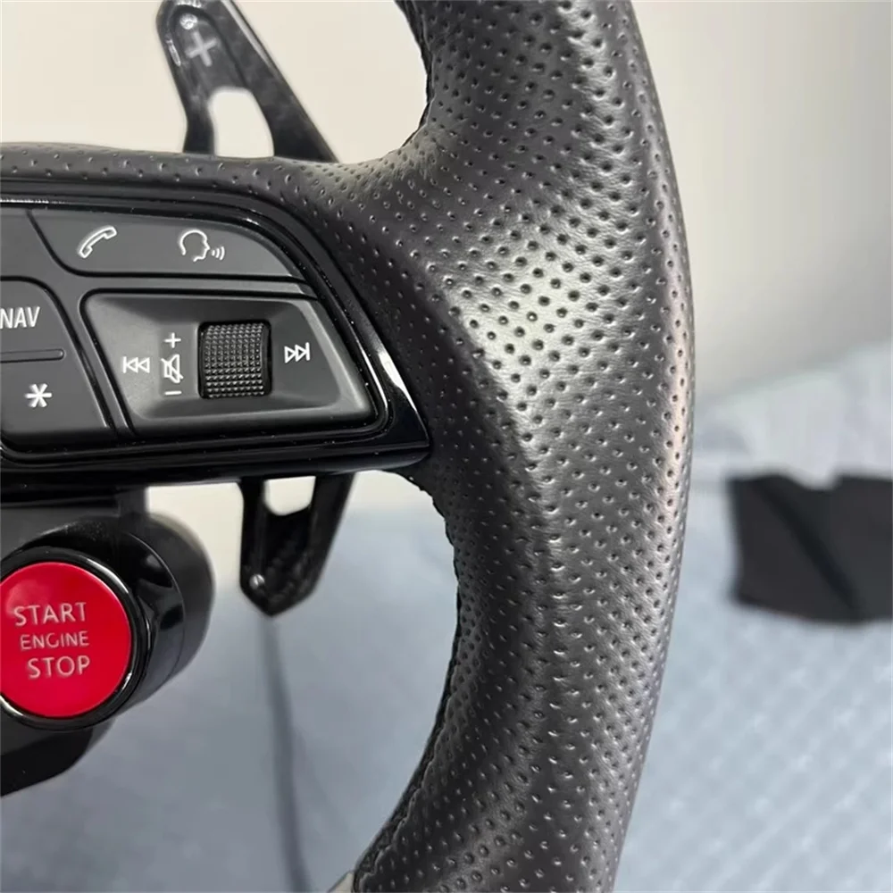 

Спортивный кожаный руль из углеродного волокна с переключателями весла, совместимый для Audi A4 S4 A5 S5 B9 2017-2019 RS7 TT A7 RS4 Q3 A8