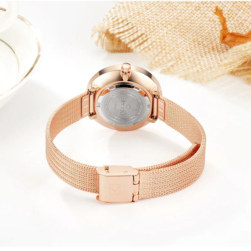 CURREN 9020 Small Dial Quartz Watch for Ladies, Waterproof Elegant Mesh Strap Fashion Wristwatch view 6