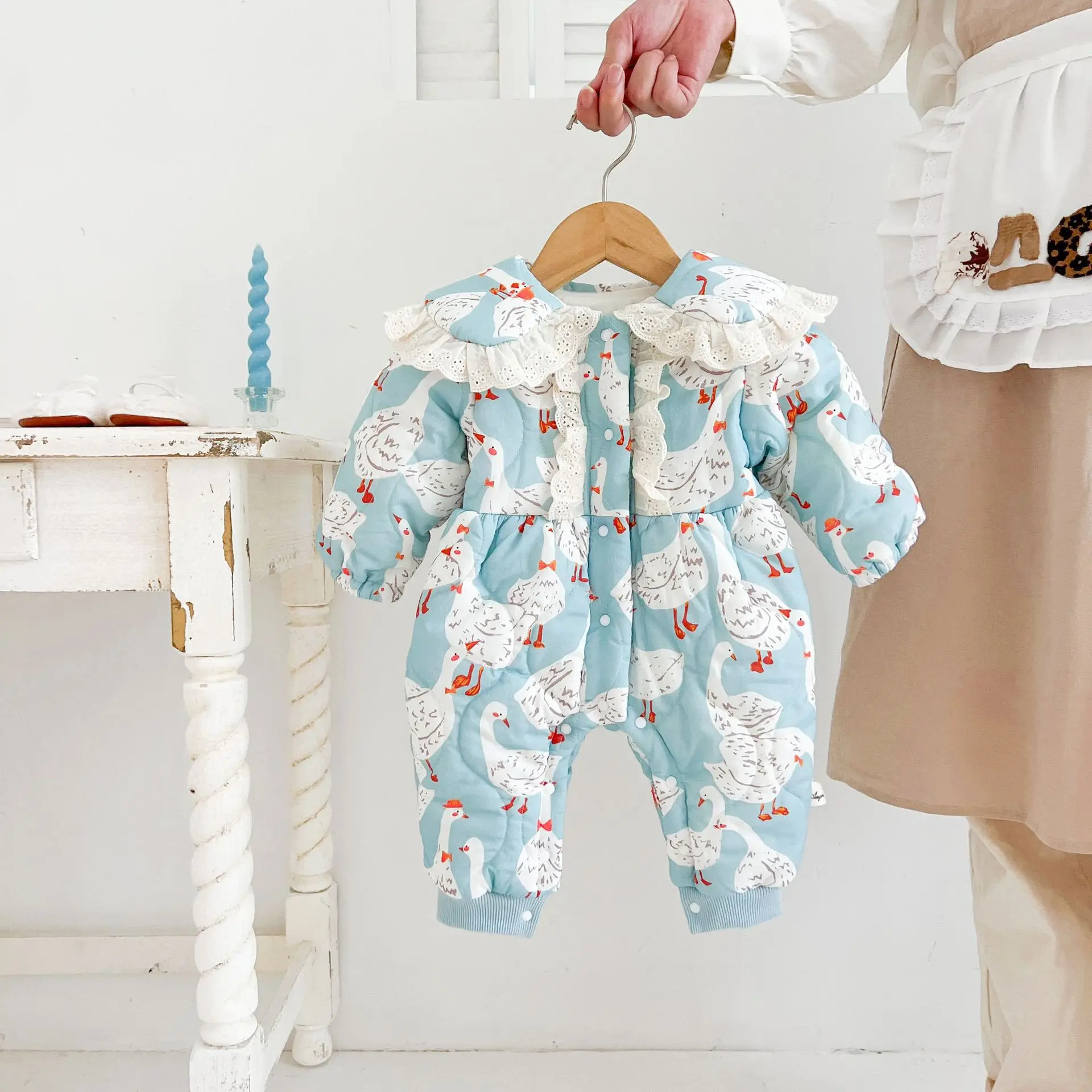 2024 Winter Newborn Baby Thickened Jumpsuit Female Baby 0-2 Years Old Going Out and Onepiece Fashion Baby Clothing