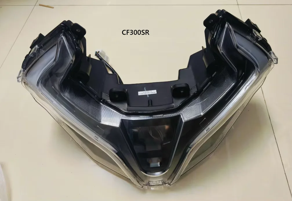 

Костюм фары CF250SRS/CF450SR, CF450NK, CF300SR или CF500SR VOOM — 6AQV- 160100 -1008/6AQV- 160100 -4003/6KMV- 160100 -3003