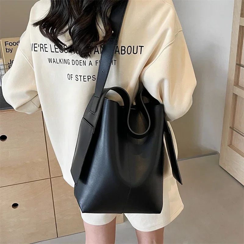 Retro Bucket Bag High Quality stylish cute Pu Leather Women Shoulder Handbag With Phone Bag Female Large Capacity Crossbody Tote