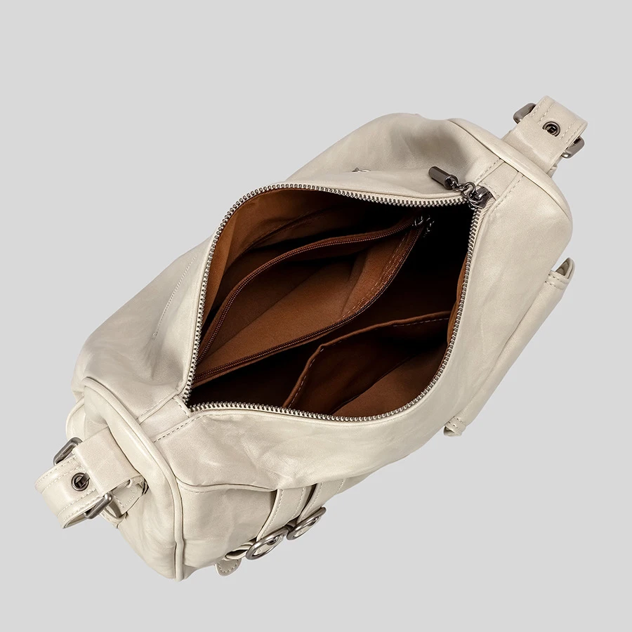 خمر برشام دراجة نارية حقيبة فاخرة مصمم أحزمة ديكو حقائب كتف المرأة لينة بولي Leather حقيبة جلدية كروسبودي Y2K الشرير تحت الإبط كيس