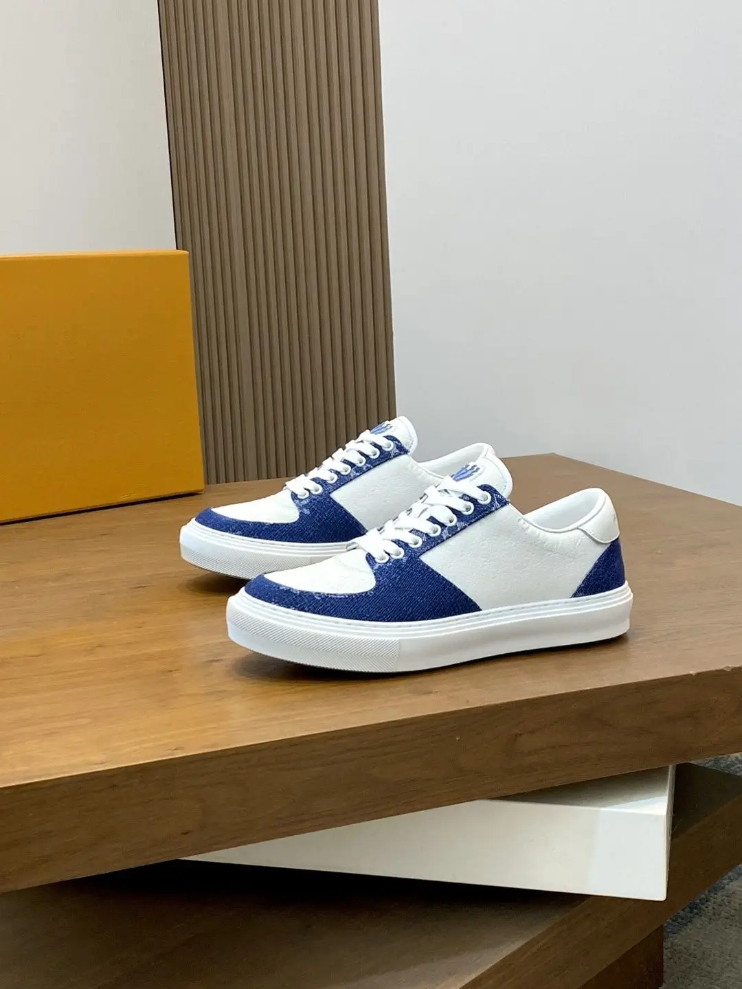 Retro Indigo Blue Unisex Sneakers for Men and Women, Rubber Shock Absorbing Casual Shoes, American Campus Unique Trendy Board Shoes, Deep Retro Blue, Match Denim Perfectly