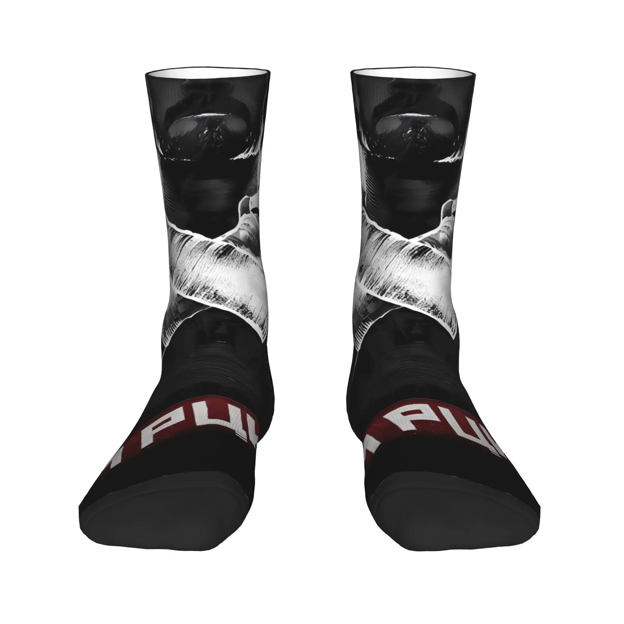 CM 펑크 레슬링 양말 패션 스타킹 겨울 미끄럼 방지 남성 양말 중간 부드러운 디자인 러닝 양말