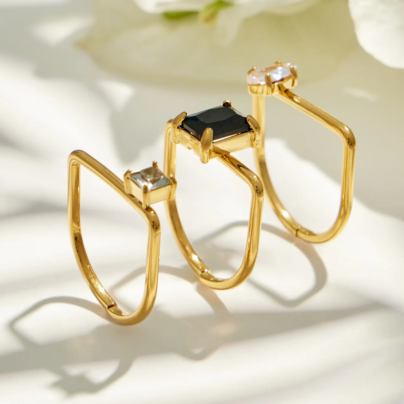 3-teiliges Edelstahlring-Set, 3-in-1 Stapelringe, 18K vergoldete Ringe, bunte Zirkon-Dreifachringe für Damen – Detail 10