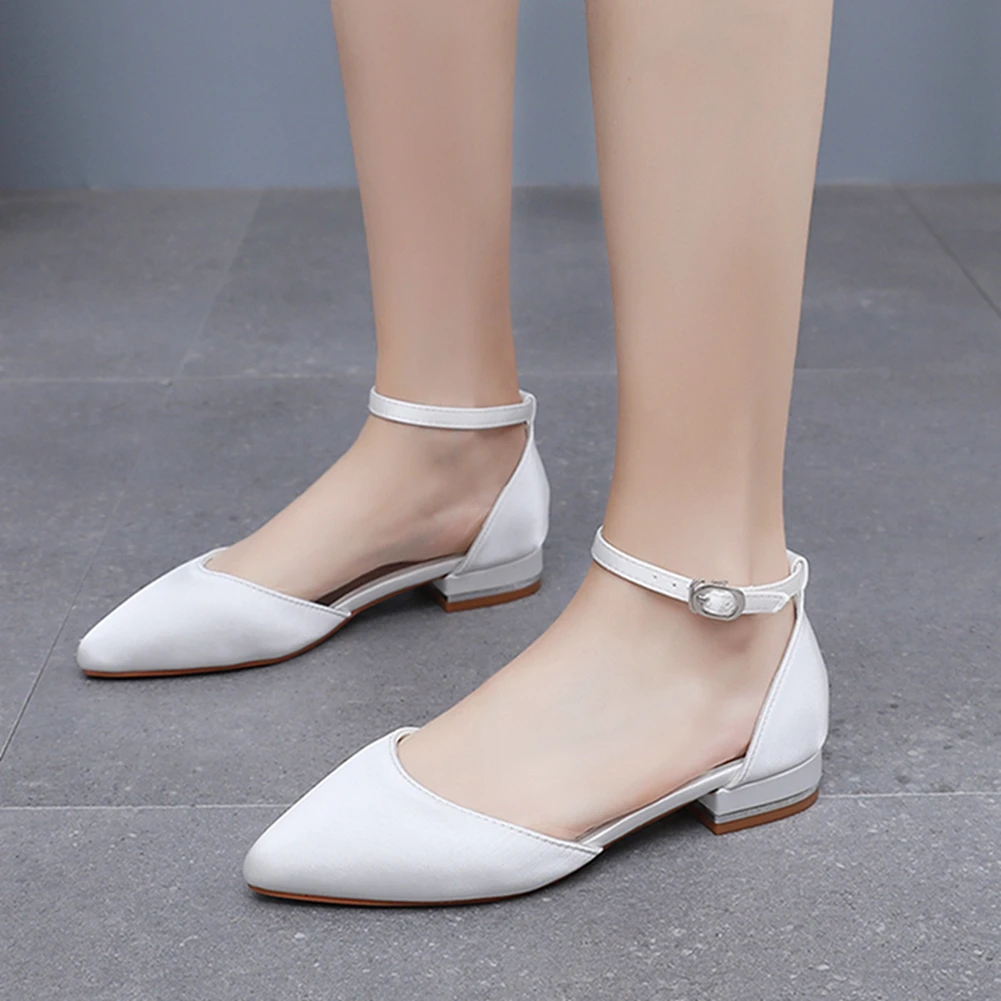 Crystal Queen Women Sandals Ladies Sexy Shoes Female Flats Point Toe Summer Shoes Casual Party Dress Flat