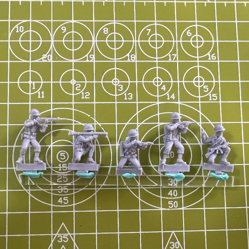 

Precision 1/72 Resin Model Kit GK, Model of 5 US Soldiers, Unpainted