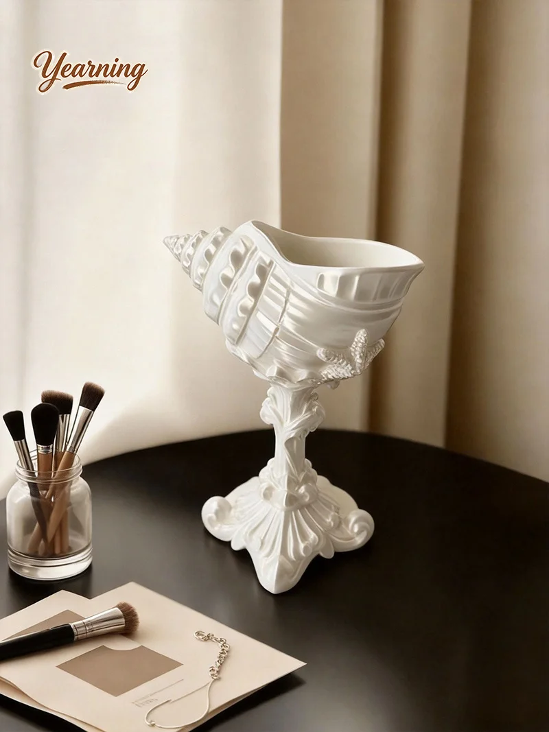 

3D Printed White Conch Shell High Foot Scroll Pattern Ornament Multifunctional Storage
