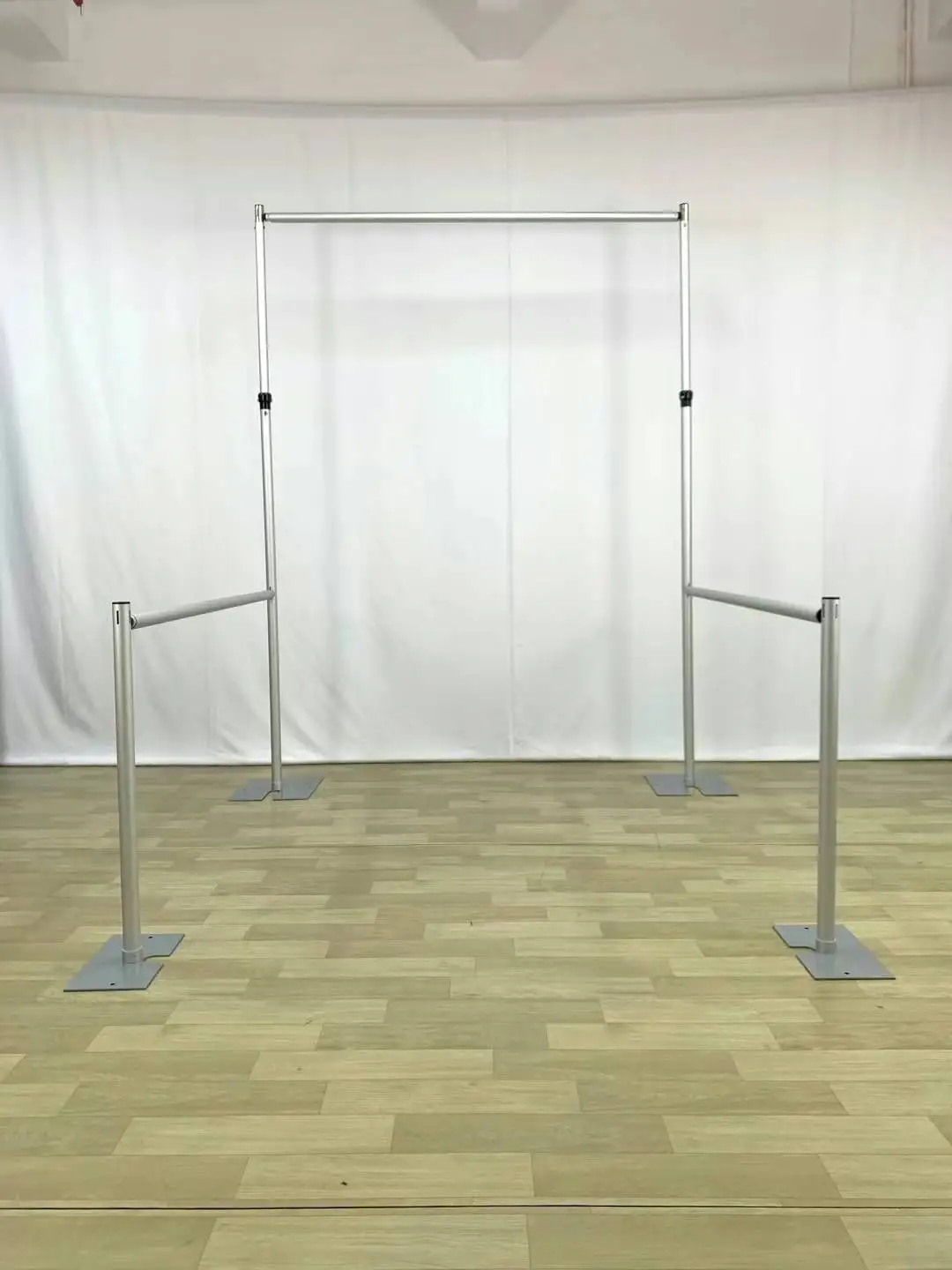 Heißer Verkauf Doppel Querlatte Rohr und Überhang Kit Heavy Duty Einstellbare Hintergrund Rack Hochzeit Dekor Hintergrund Rack