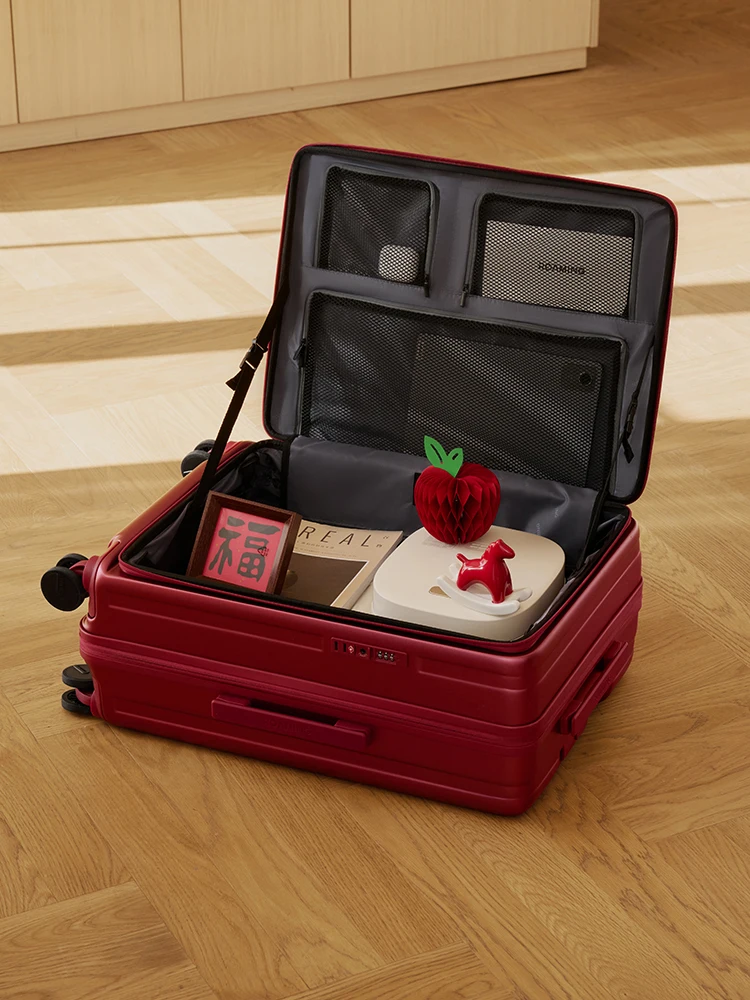 

Red Luggage Roaming Bride Wedding Travel Suitcase Carry-on 20 26 Inch Hard PC Material with Locks And Four-Wheel Rotation