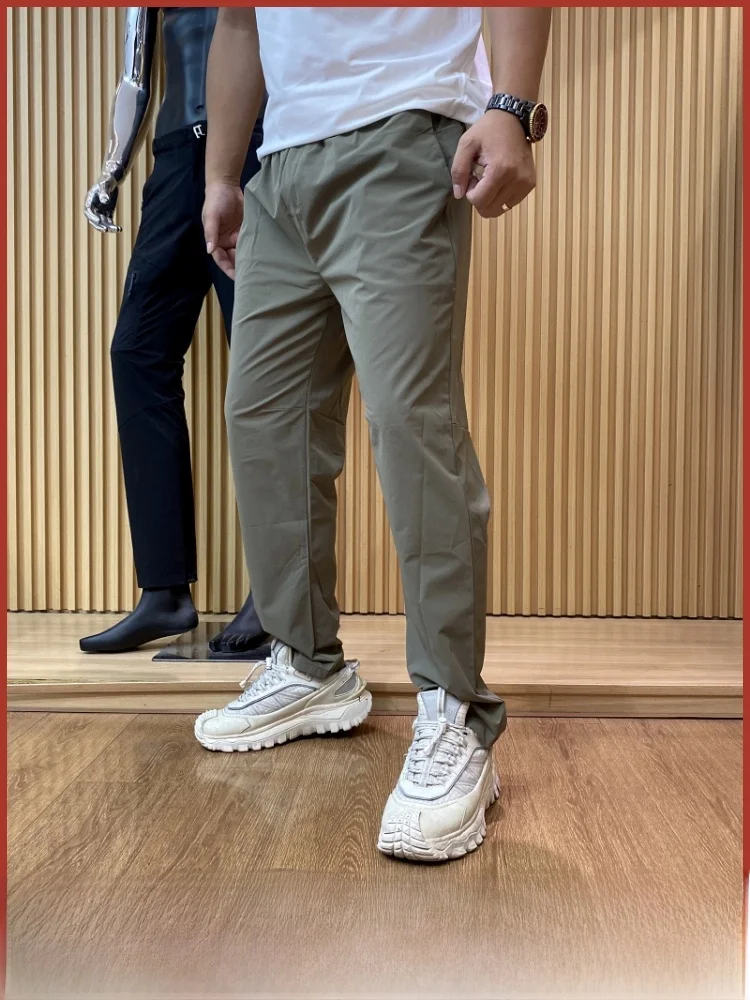 

Men's Outdoor Sports Casual Pants Laser Perforated Qui Dry Straight Leg Leisure Trousers Versatile Long Trousers Trendy