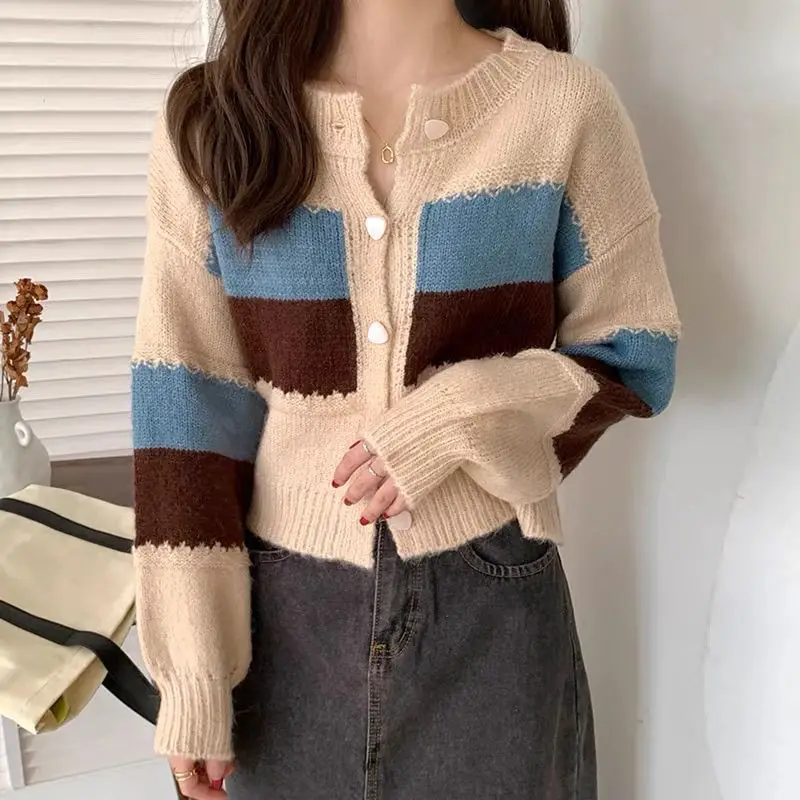 Contrasting Colors Patchwork Knitted Jumpers Autumn Winter Casual Round Neck Female Clothing Single-breasted Vintage Sweaters