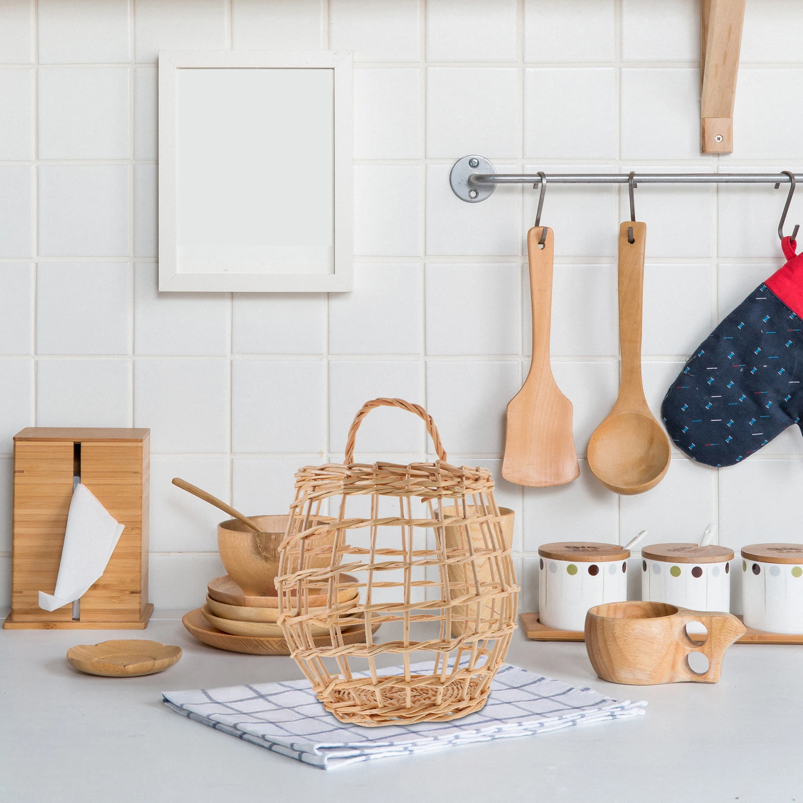 

Rattan Storage Basket H Woven Kitchen Garlic Egg Hollow Wall Mount Baskets Waterproof Mildew Proof Space Saving
