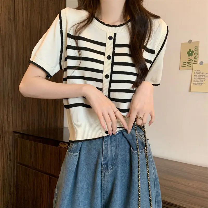 Women\'s 2024 Summer Pullover Round Neck Small Fragrant Style Spliced Colored Stripes Fashion Elegant Short Sleeve Knitted Tops