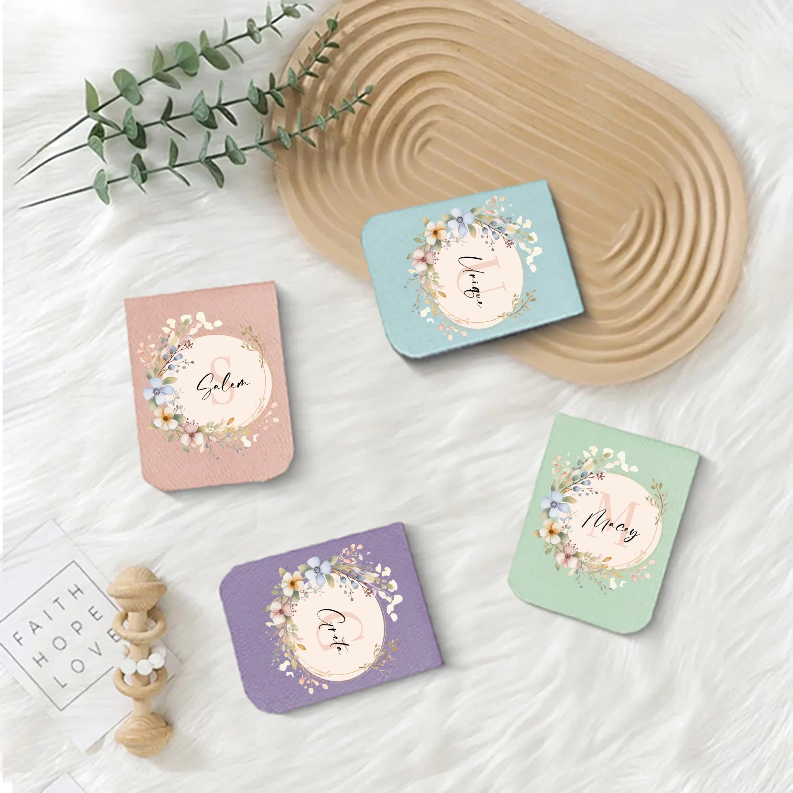 1 szt. Zakładka do książki z lustrem i wiankiem, Personalizowana skórzana zakładka do książki z lustrem i wiankiem, Personalizowana zakładka magnetyczna